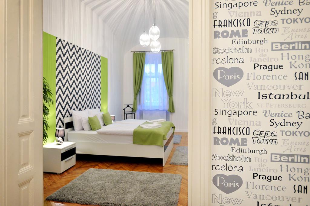 Varkapitany Apartman Eger Buitenkant foto